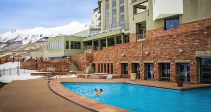 The Peaks Resort and Spa