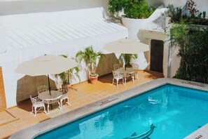 Piscine extérieure