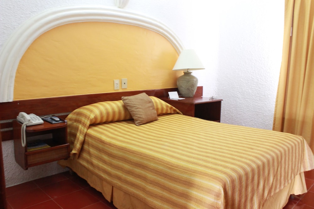 Hotel Antillano Cancun by null
