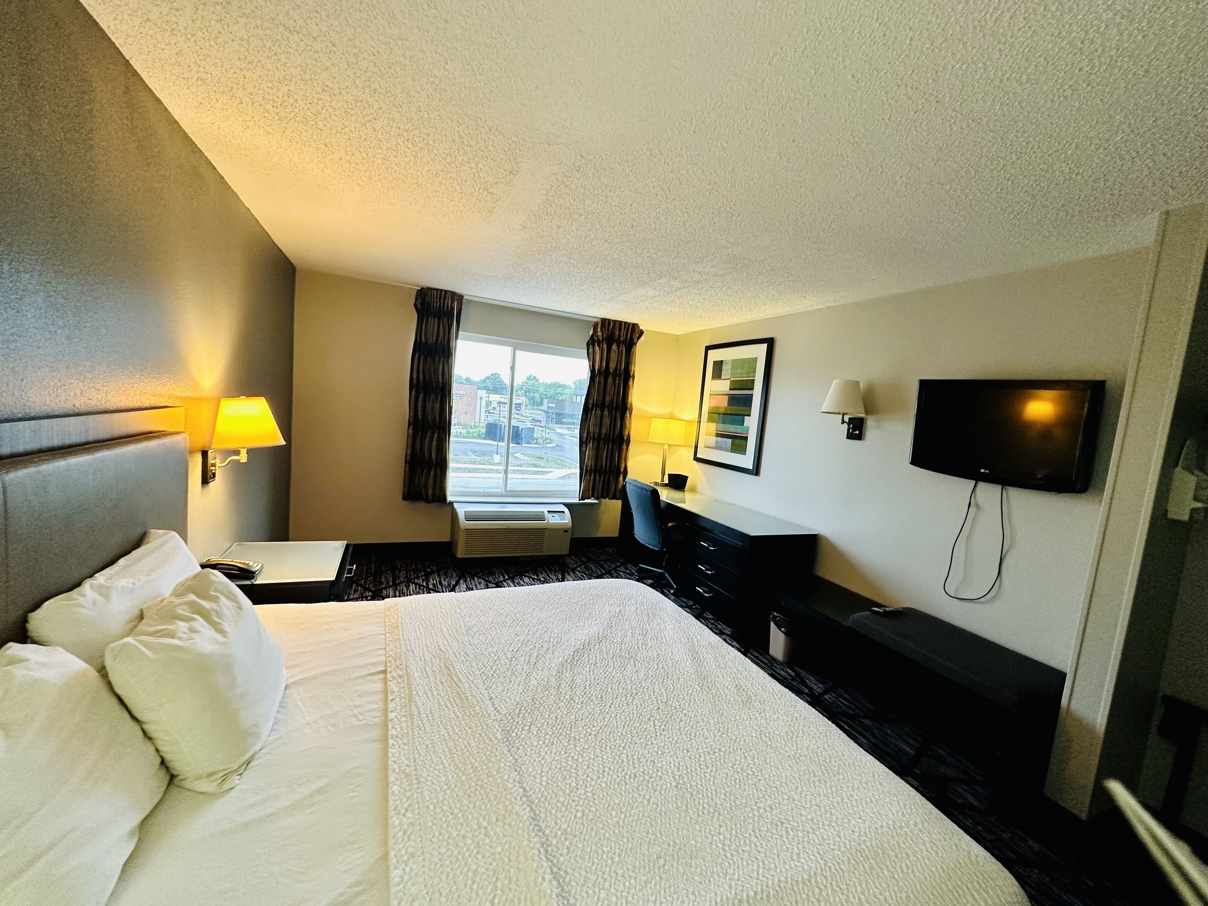 Photo - BlissPoint Inn Northwest Indianapolis