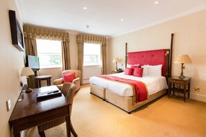 Doppelzimmer | Zimmersafe, Schreibtisch, laptopgeeigneter Arbeitsplatz