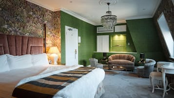Luxury-Doppelzimmer | Zimmersafe, Schreibtisch, laptopgeeigneter Arbeitsplatz