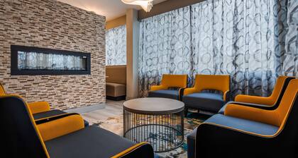 Best Western Plus Bloomington East Hotel