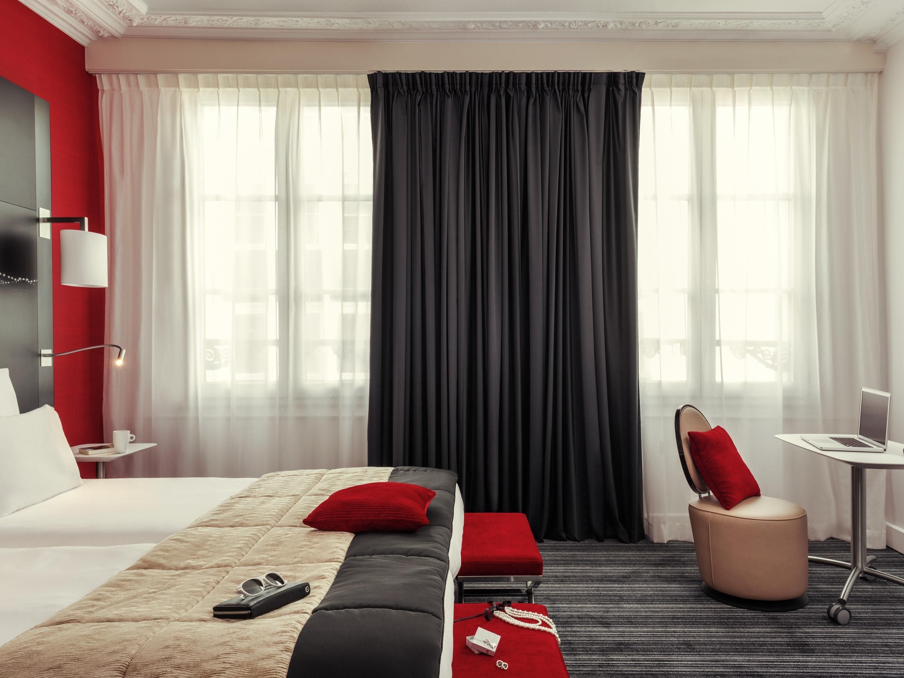 Superior Twin Room, 2 Twin Beds | Premium bedding, minibar, in-room safe, individually furnished