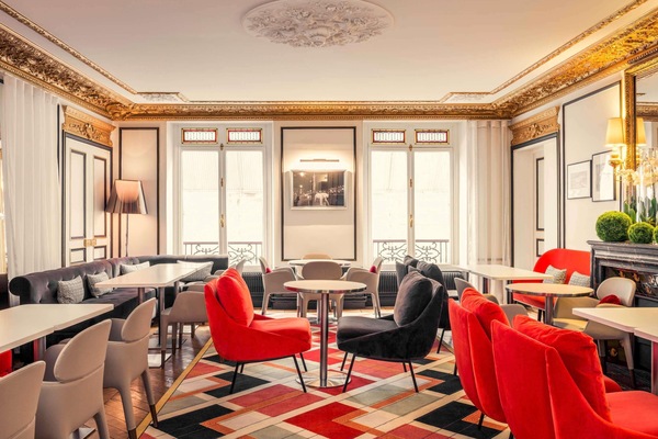 Daily buffet breakfast (EUR 21 per person)