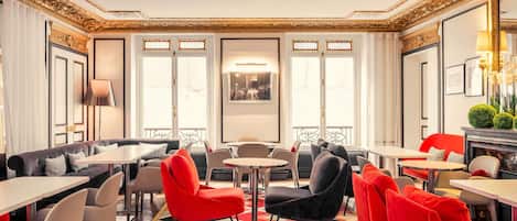 Frokostbuffé hver dag (EUR 21 per person)