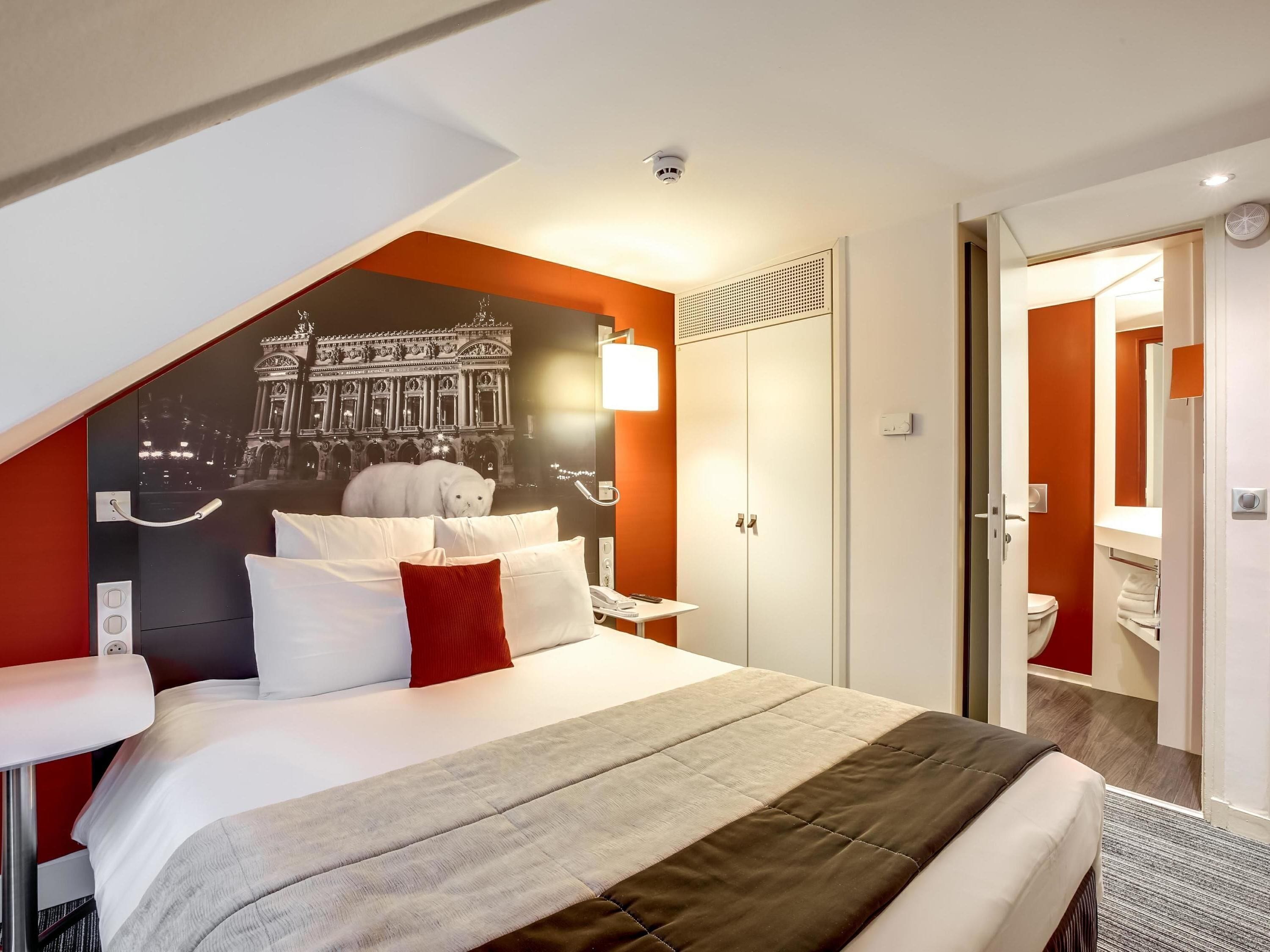 Premium bedding, minibar, in-room safe, individually furnished