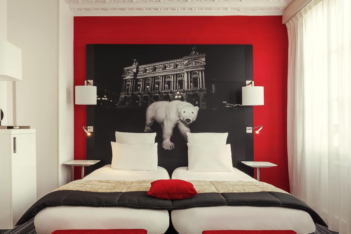 Superior Twin Room, 2 Twin Beds | Premium bedding, minibar, in-room safe, individually furnished