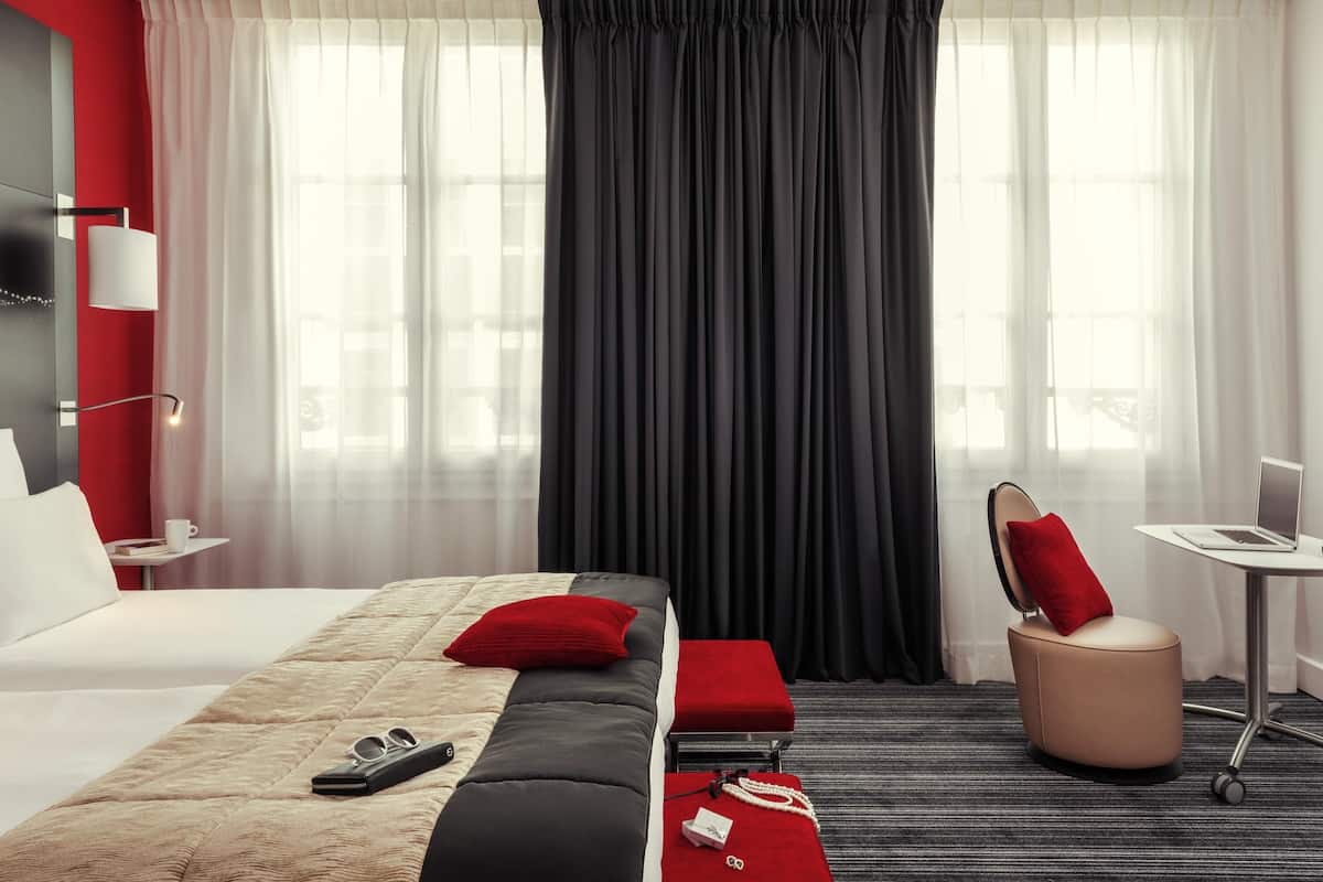 Ropa de cama de alta calidad y minibar