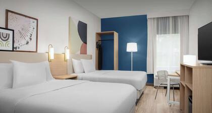 Spark by Hilton Tampa Brandon