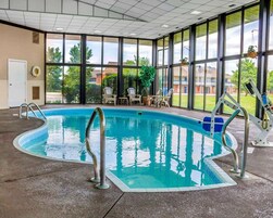Una piscina techada