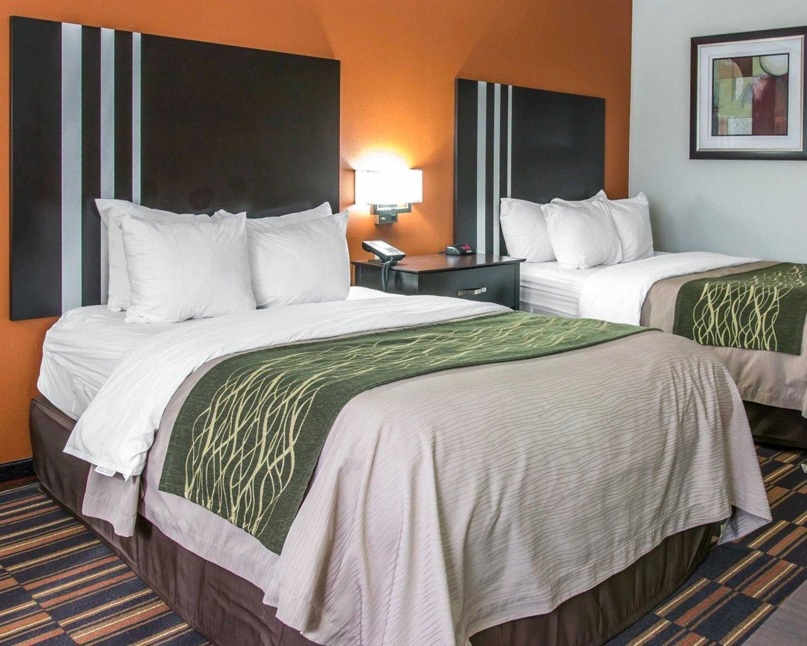 Desk, iron/ironing board, free WiFi, bed sheets