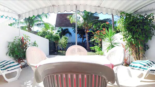 Villa, 2 Bedrooms | Terrace/patio