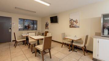 Free daily self-serve breakfast