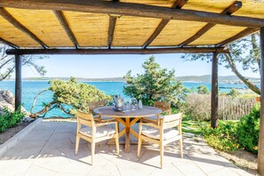 Villa (Corbezzolo) | Terrace/patio