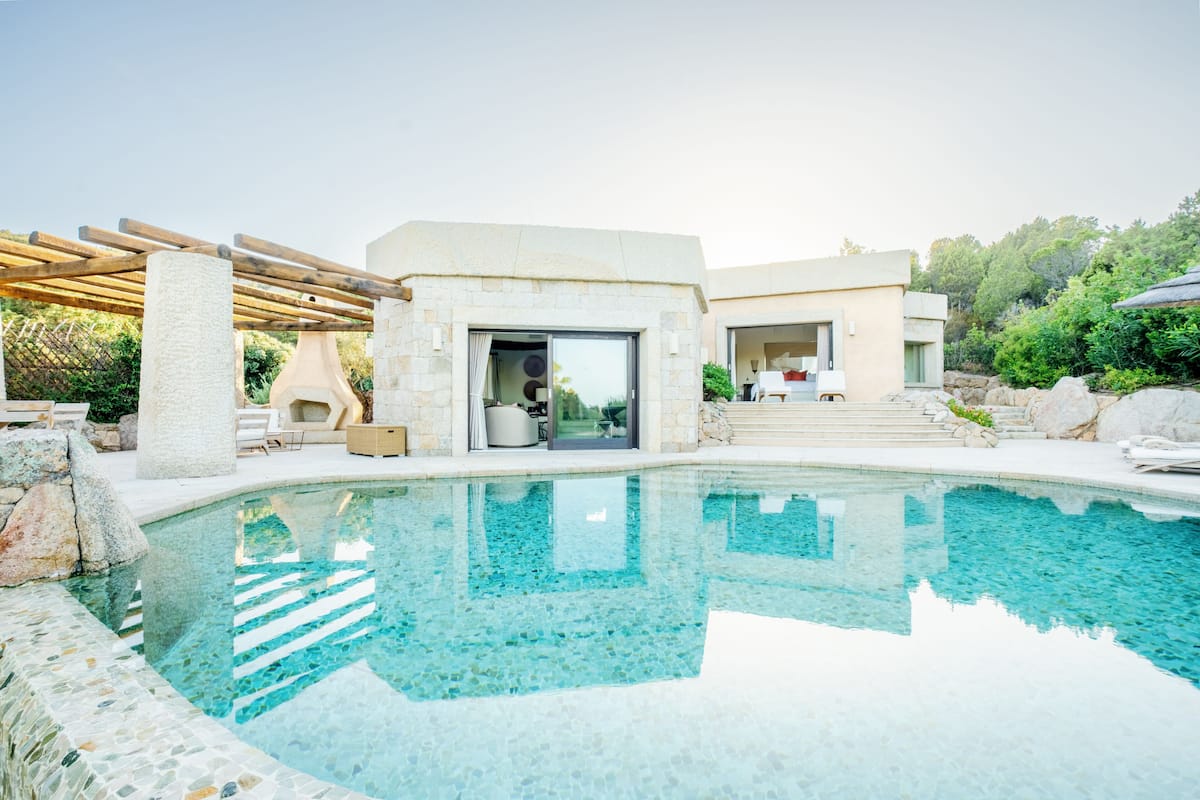 Deluxe Suite (Deluxe Pool Suite) | Terrace/patio