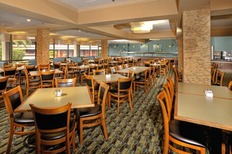 Rosen Inn at Pointe Orlando - Image 66