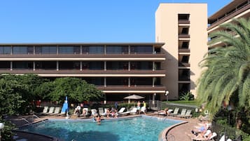 3 outdoor pools, open 9:00 AM to 10:00 PM, pool umbrellas, sun loungers