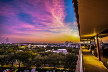 Rosen Inn at Pointe Orlando - Image 52
