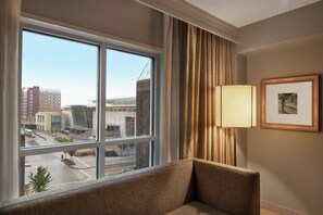 Premium bedding, down comforters, in-room safe, desk