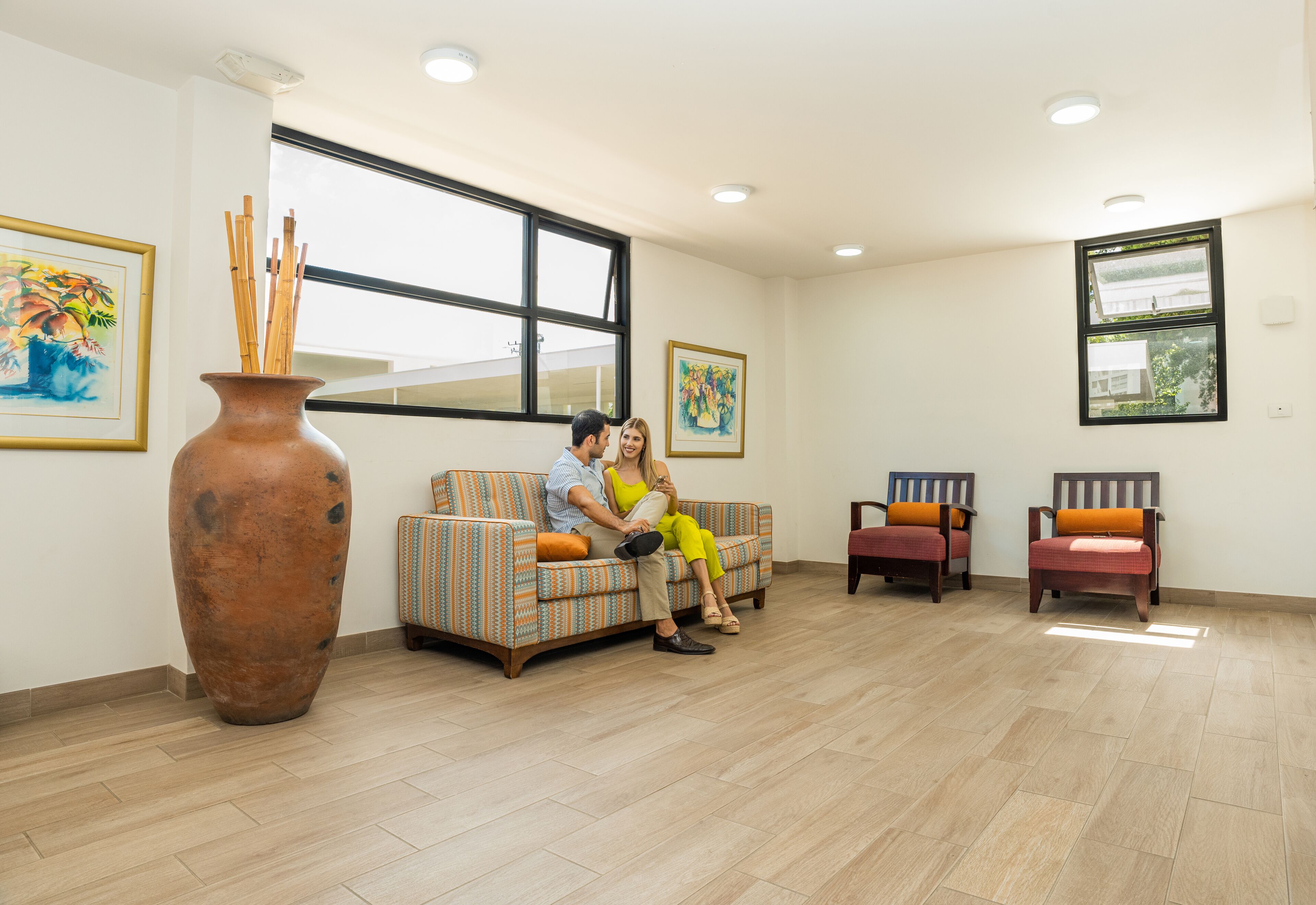 32-inch tv with cable channels