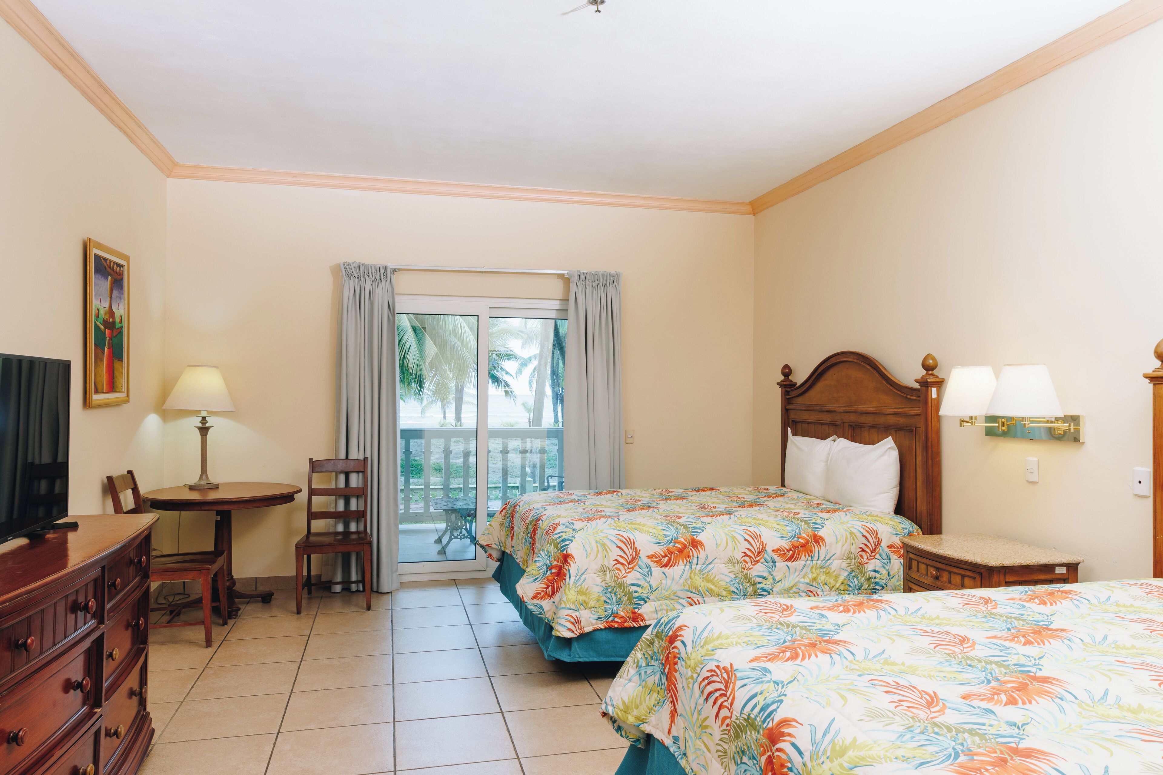 Luxe beddengoed, een kluis op de kamer, een bureau, gratis wifi