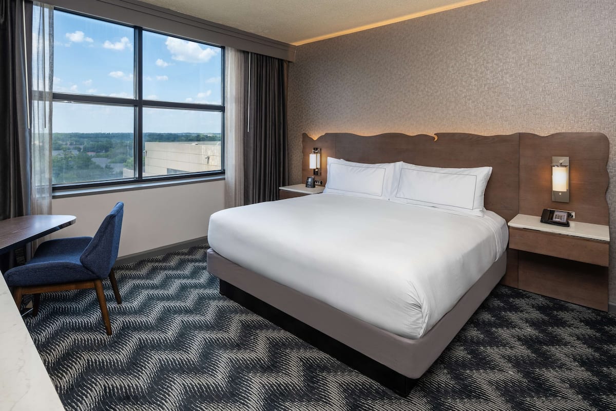 1 bedroom, hypo-allergenic bedding, pillowtop beds, in-room safe