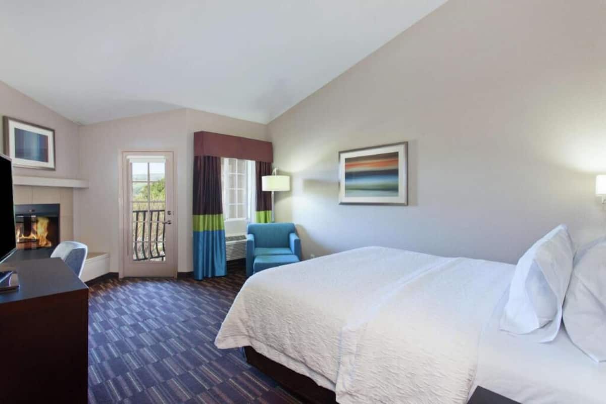 In-room safe, iron/ironing board, free cots/infant beds, free WiFi
