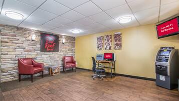 Lobby lounge