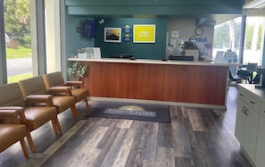 Reception - Days Inn by Wyndham Ocala North (Ocala)