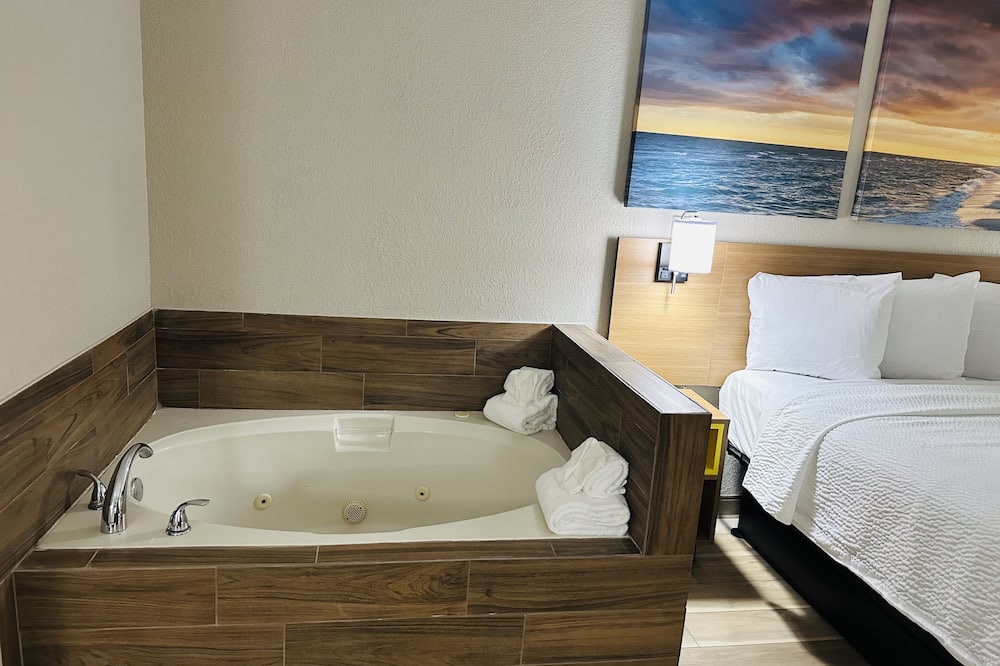 Days Inn by Wyndham Ocala North