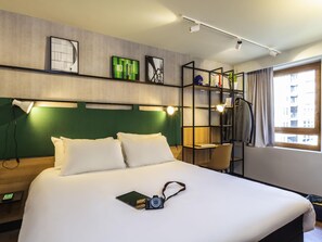 Standard Room, 1 Double Bed | In-room safe, desk, laptop workspace, iron/ironing board - Hotel ibis Paris Bastille Opera 11ème (Paris)