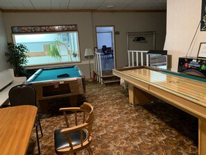Billards