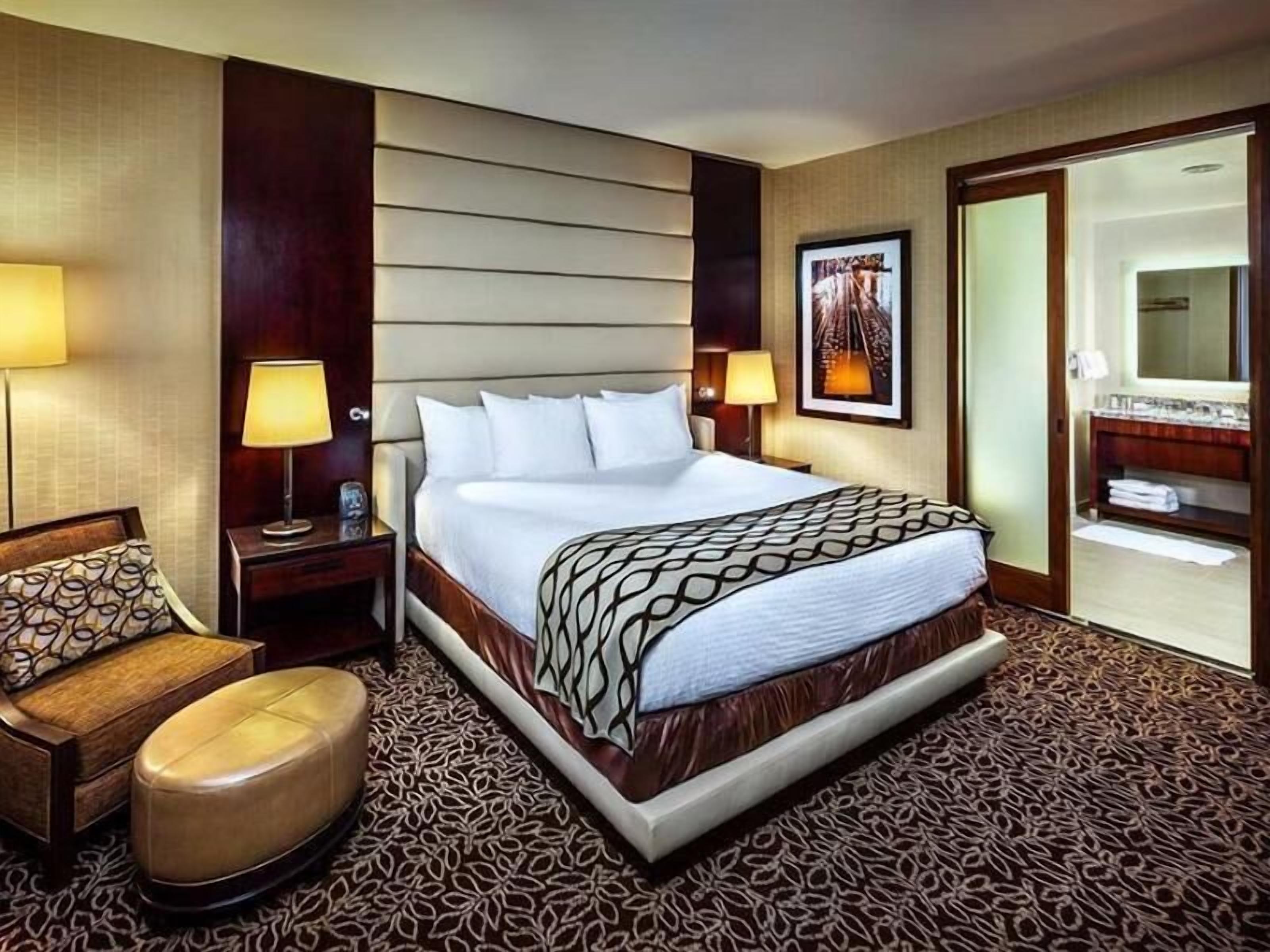 In-room safe, desk, laptop workspace, blackout curtains