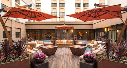 DoubleTree by Hilton San Francisco Airport