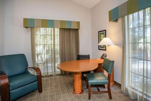 Family Suite, 1 King Bed, Non Smoking