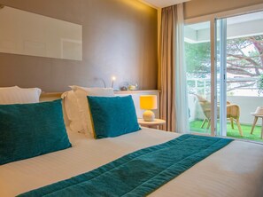 Phòng Suite Junior | Két bảo mật tại phòng, bàn, màn/rèm cản sáng, phòng cách âm 