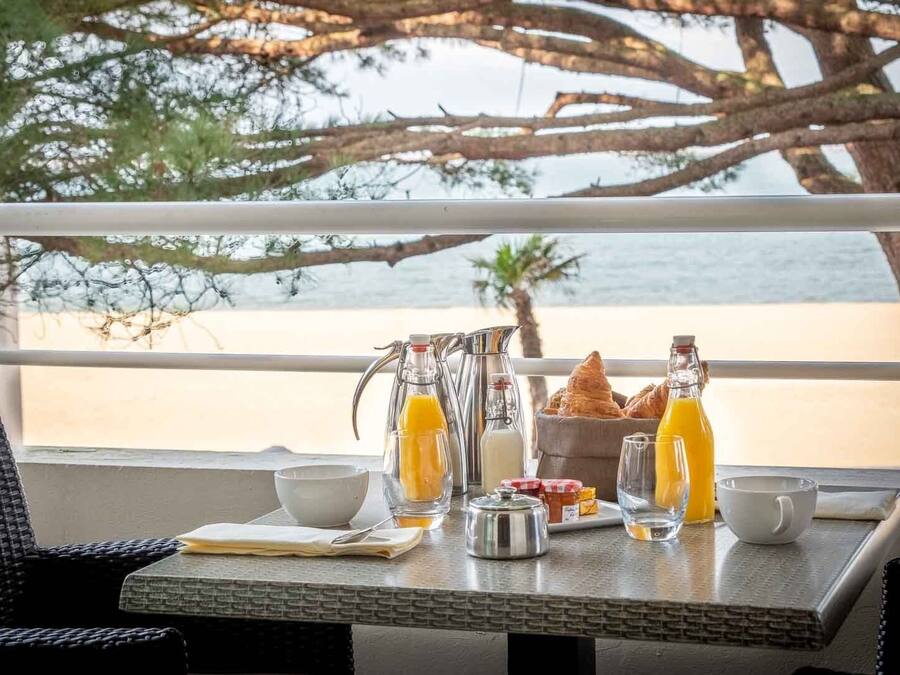 Restauration dans la chambre