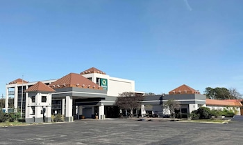 Quality Inn & Suites Baton Rouge West – Port Allen