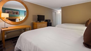 Premium bedding, down duvets, desk, laptop workspace - Jasper Inn (Jasper)