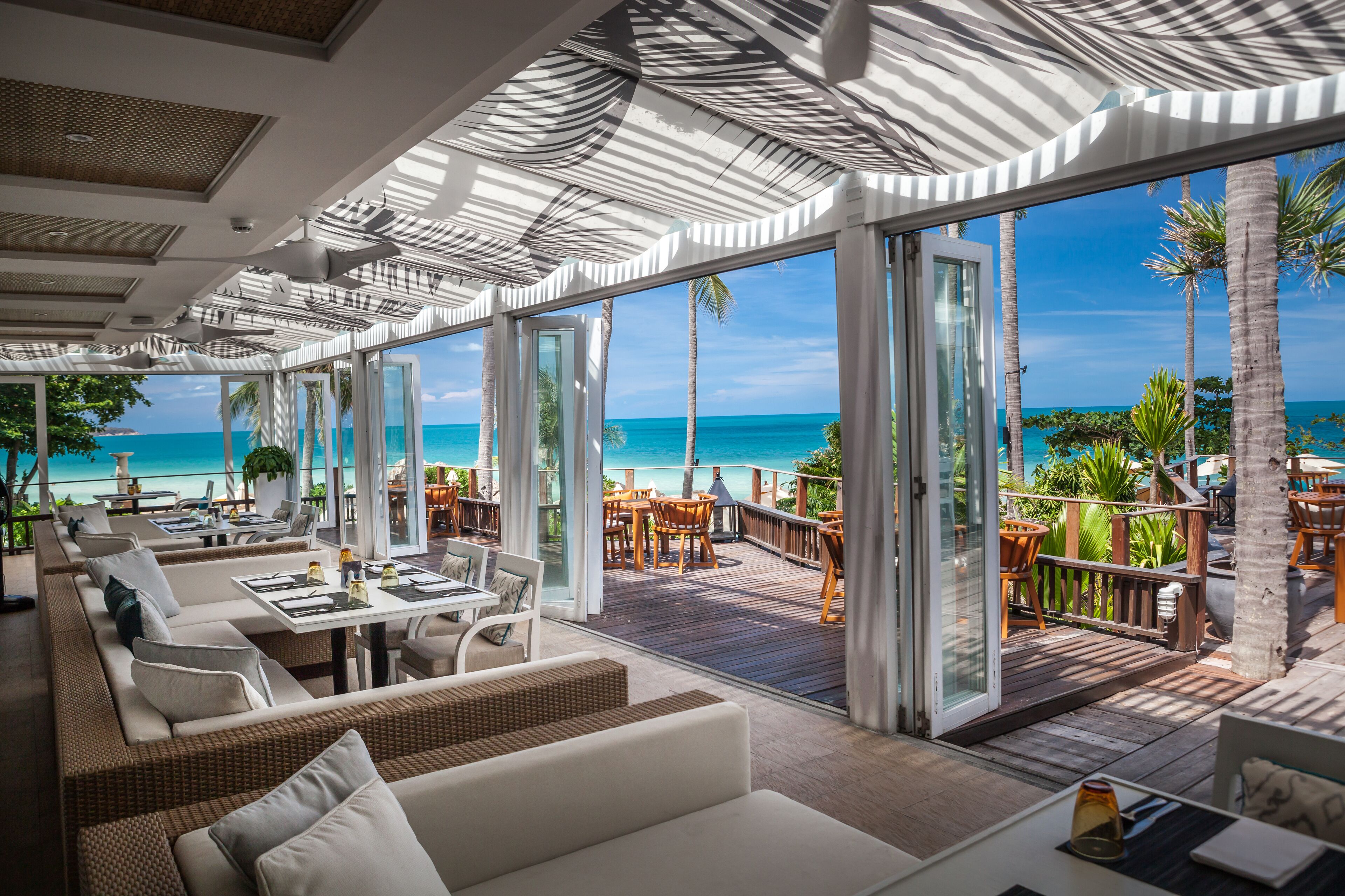 2 restaurants, breakfast, lunch served; local and international cuisine