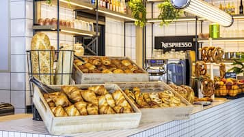 Daily buffet breakfast (EUR 12.90 per person)