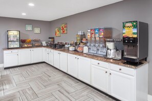 Free daily continental breakfast
