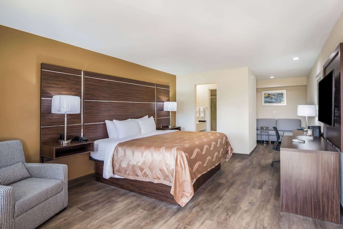 Couette en duvet, bureau, espace de travail pour ordinateurs portables