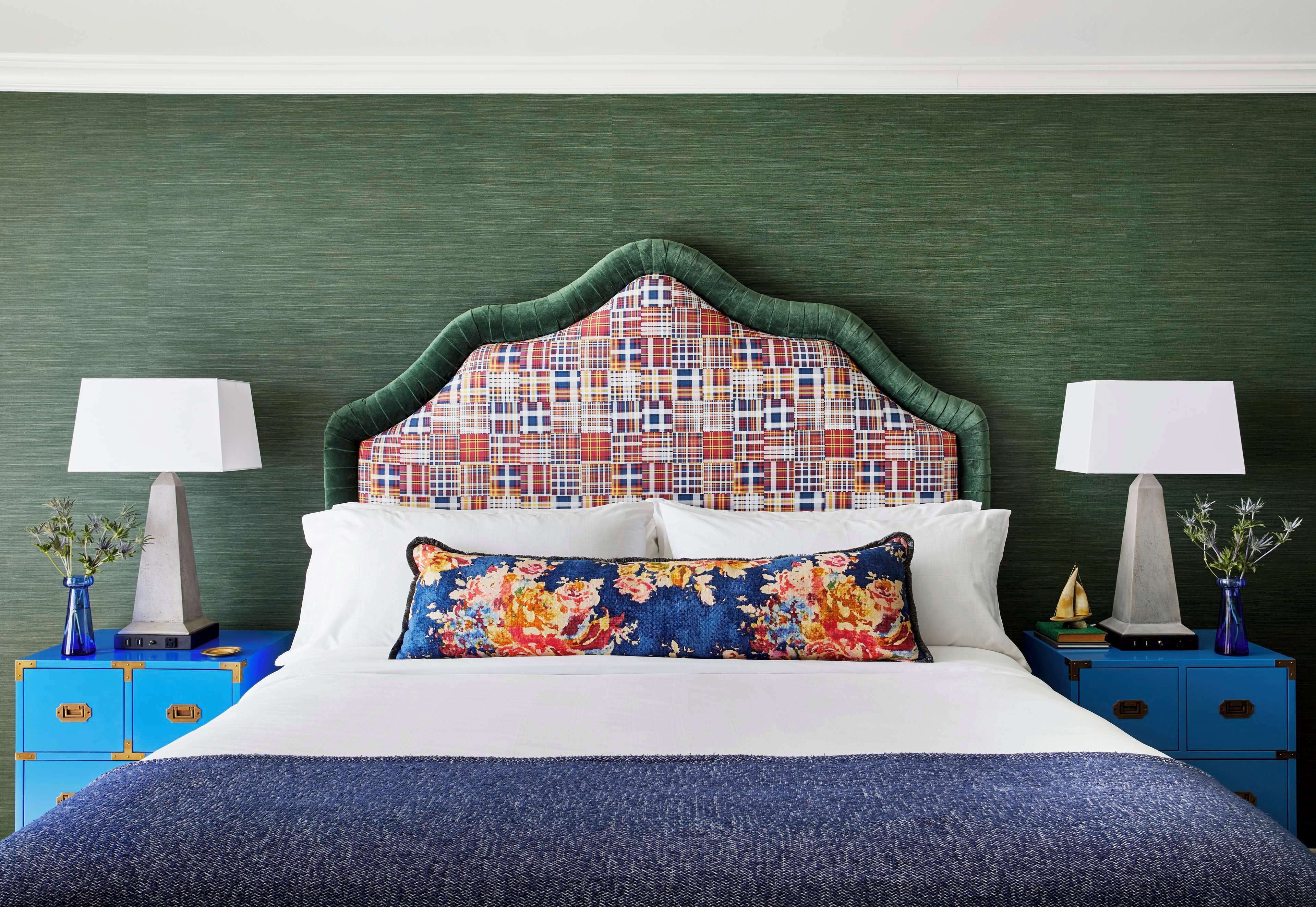 egyptian cotton sheets, premium bedding, pillow-top beds, in-room safe