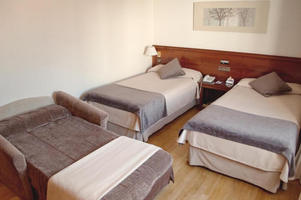 minibar, in-room safe, desk, soundproofing