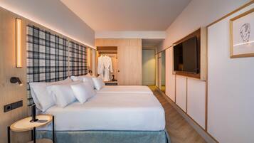 Minibar, in-room safe, desk, soundproofing