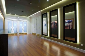 Meeting facility