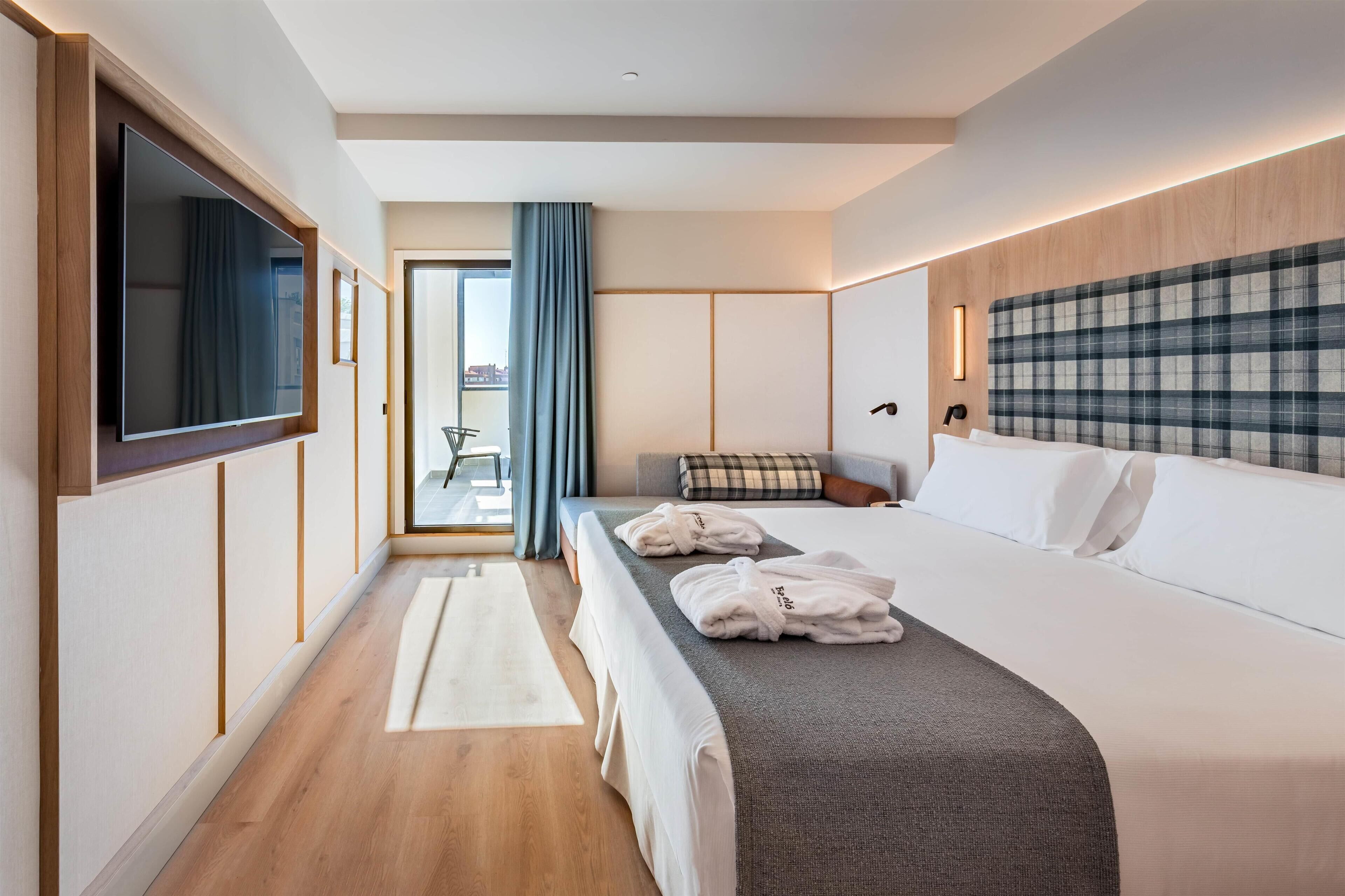 Minibar, coffres-forts dans les chambres, bureau, chambres insonorisées