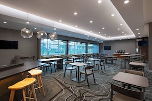 Lobby - Springhill Suites by Marriott Waco (Waco)